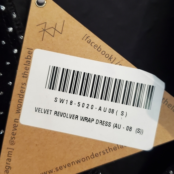 SEVEN WONDERS / 6 / Velvet Wrap Dress - Picture 5 of 5